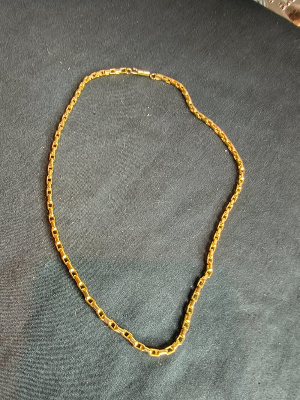Gold Tone Box Chain - Picture 4 of 5